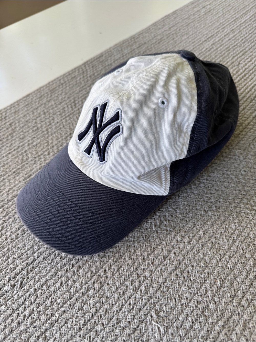 Vintage NY Yankees Navy Blue and White Baseball Cap Hat